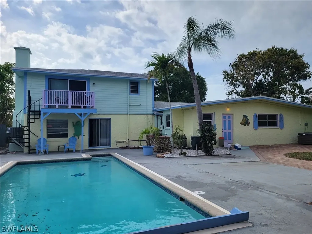2662 Mangrove Street Naples FL 34112