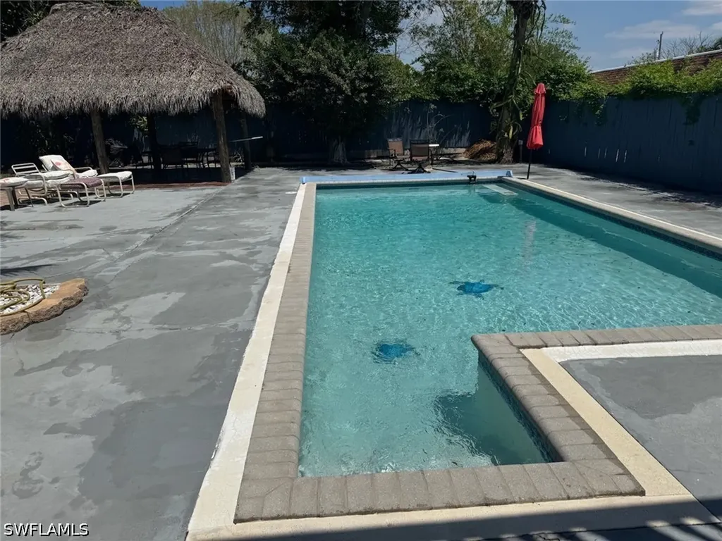 2662 Mangrove Street Naples FL 34112