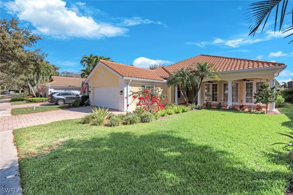 4322 Queen Elizabeth Way Naples FL 34119