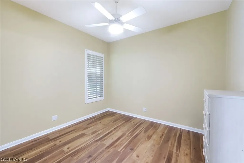 4322 Queen Elizabeth Way Naples FL 34119