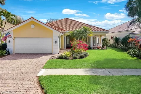 4322 Queen Elizabeth Way Naples FL 34119