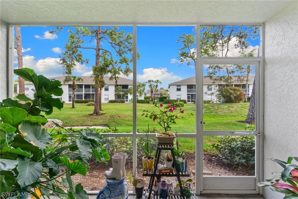 1336 Churchill Circle Naples FL 34116