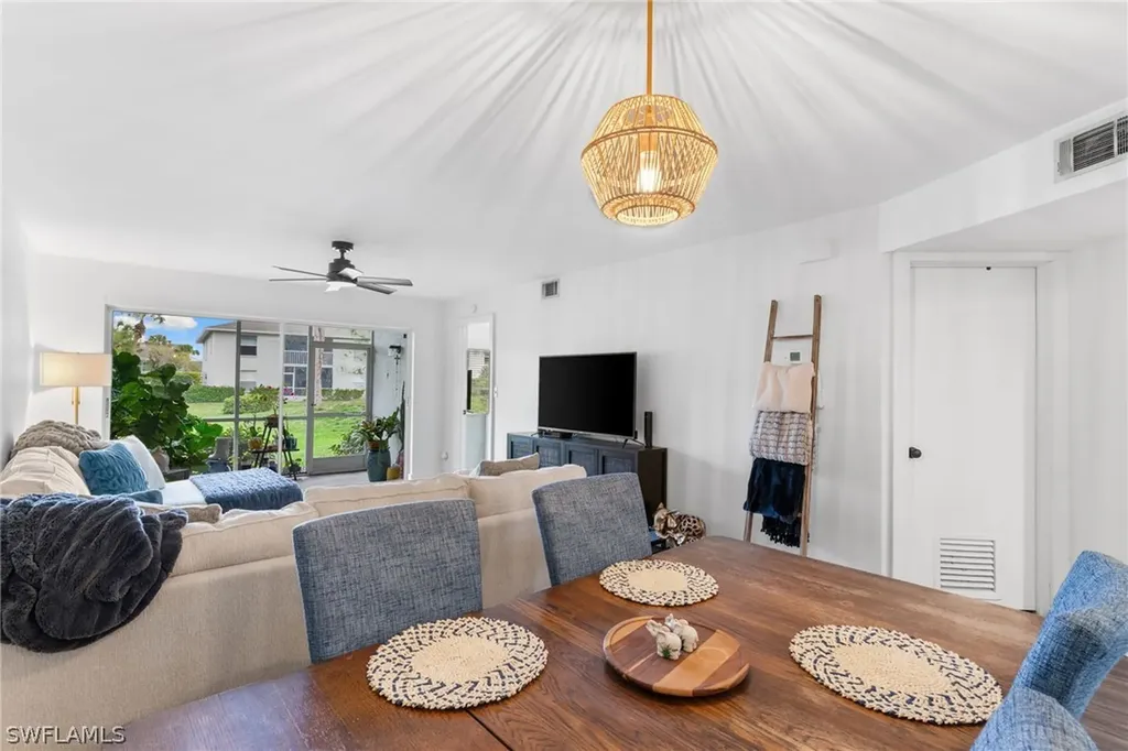 1336 Churchill Circle Naples FL 34116