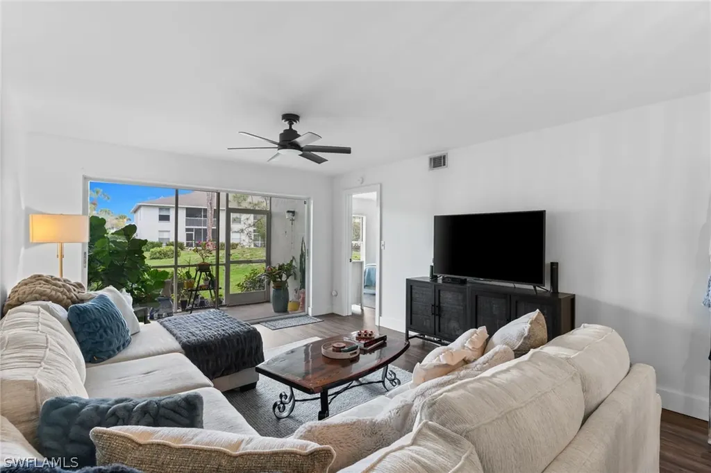 1336 Churchill Circle Naples FL 34116