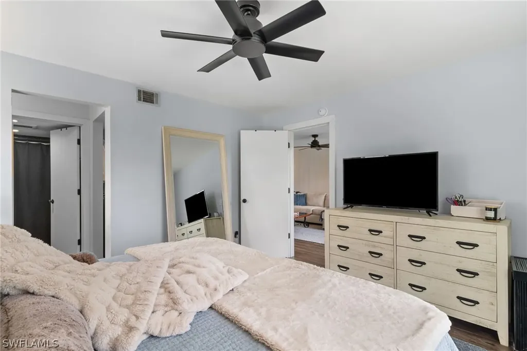 1336 Churchill Circle Naples FL 34116