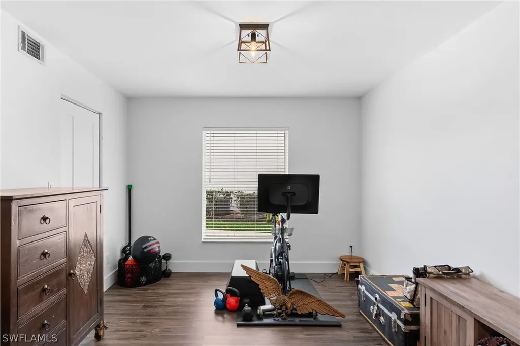 1336 Churchill Circle Naples FL 34116