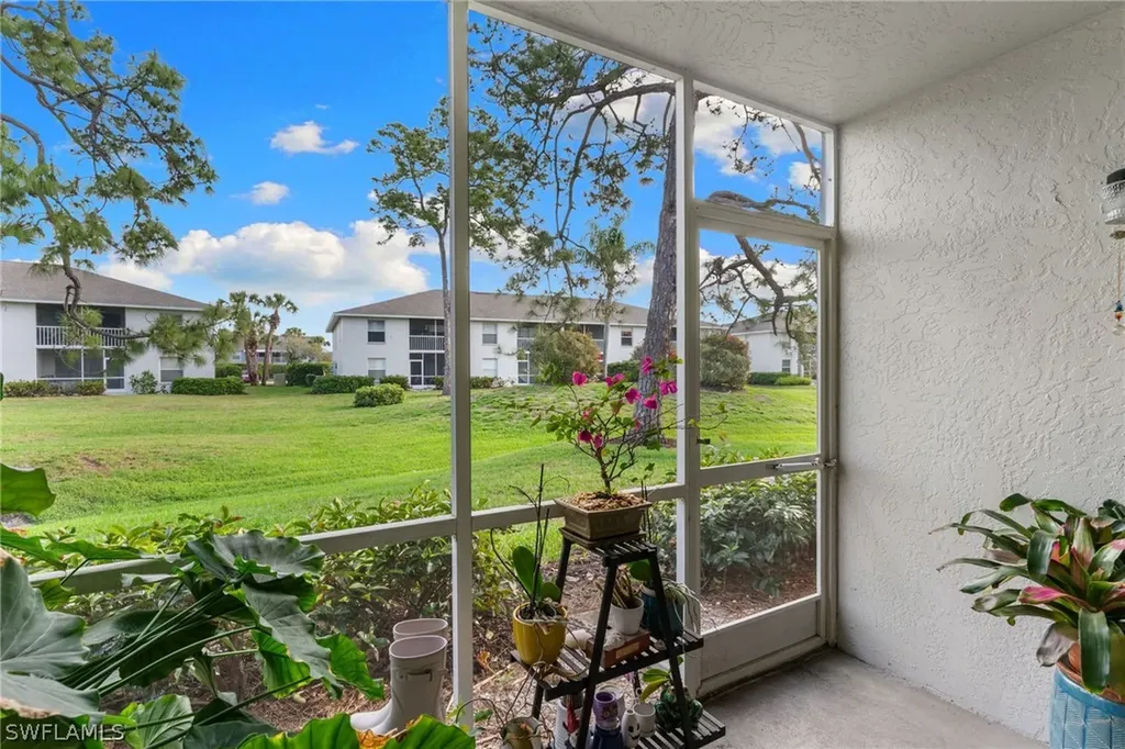1336 Churchill Circle Naples FL 34116
