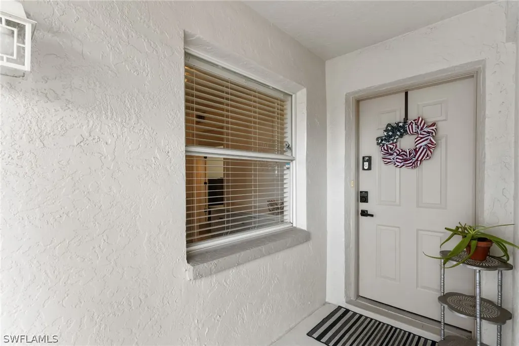 1336 Churchill Circle Naples FL 34116