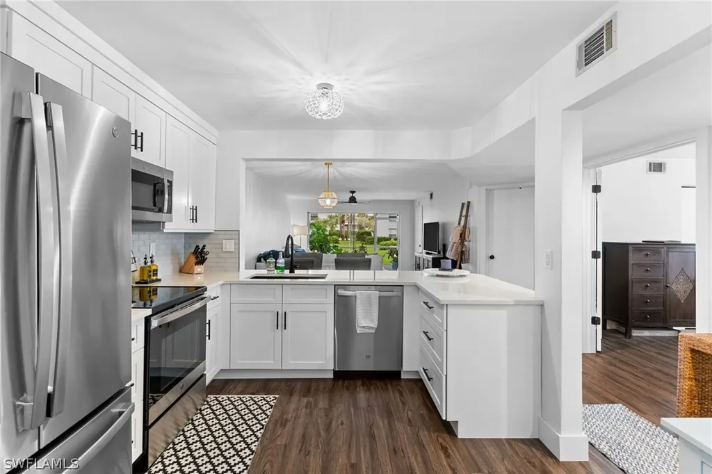 1336 Churchill Circle Naples FL 34116