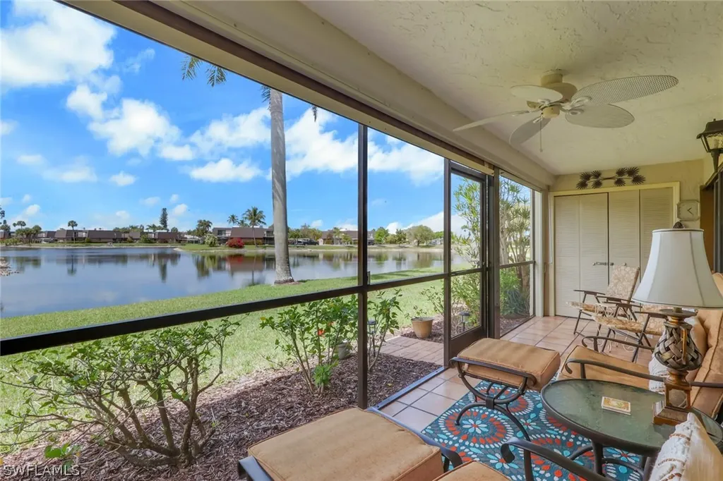 4240 Chantelle Drive Naples FL 34112