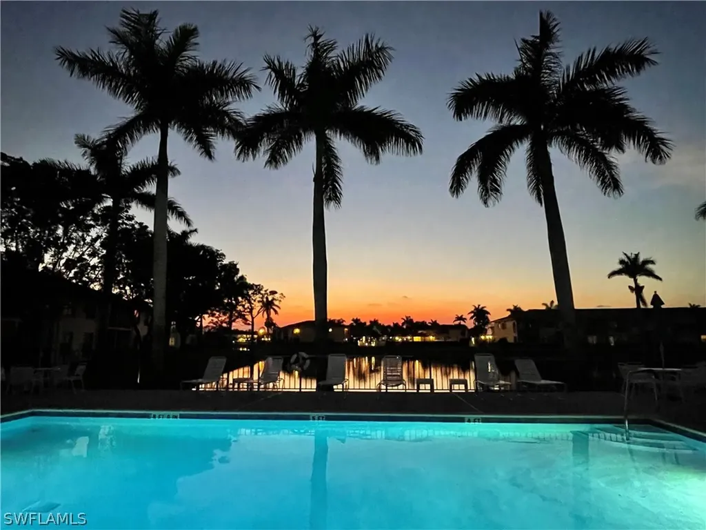 4240 Chantelle Drive Naples FL 34112