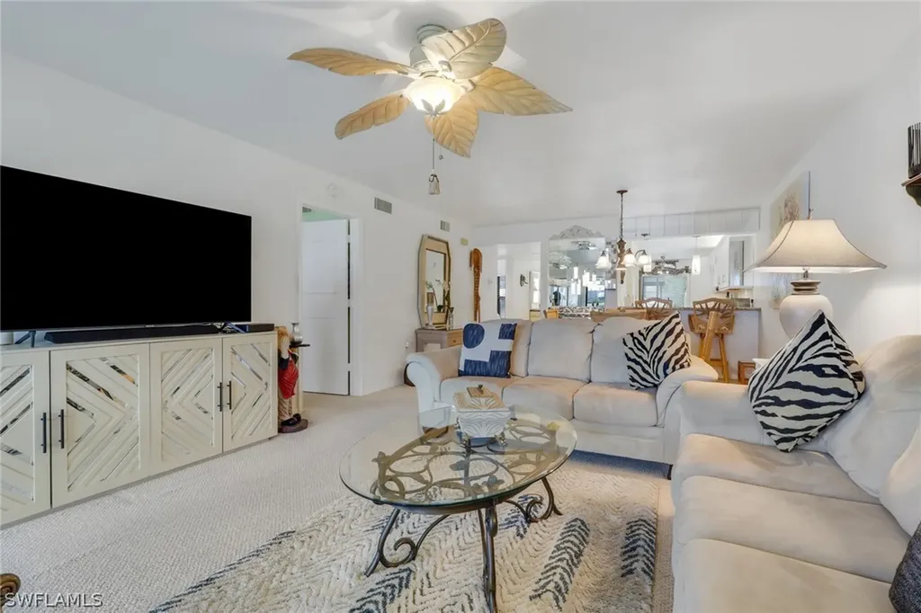 4240 Chantelle Drive Naples FL 34112