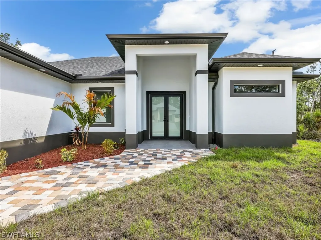 808 Willard Avenue Lehigh Acres FL 33972