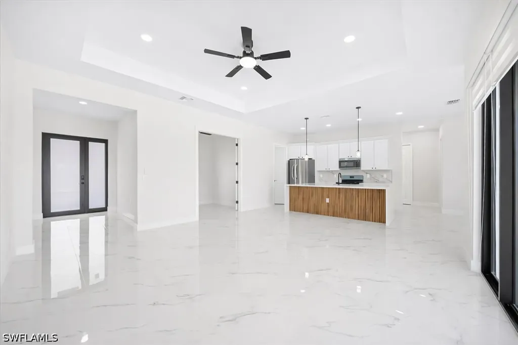 1226 NE 5th Place Cape Coral FL 33909