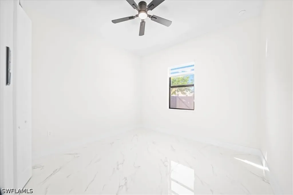 1226 NE 5th Place Cape Coral FL 33909