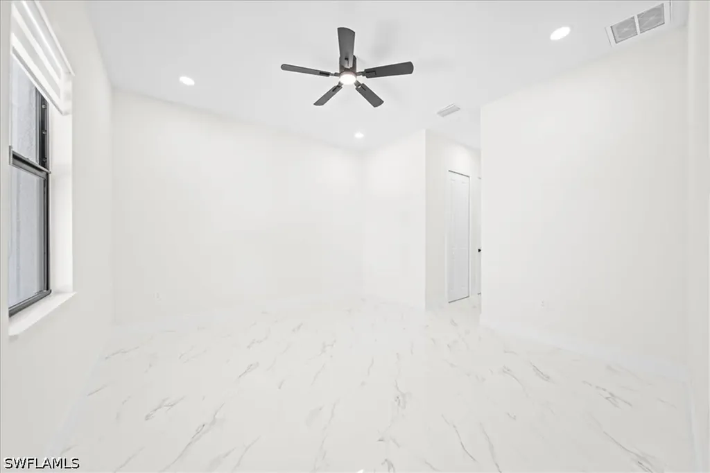 1226 NE 5th Place Cape Coral FL 33909