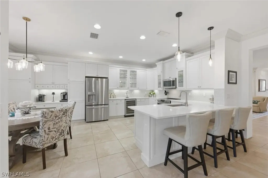 3306 Baltic Drive Naples FL 34119