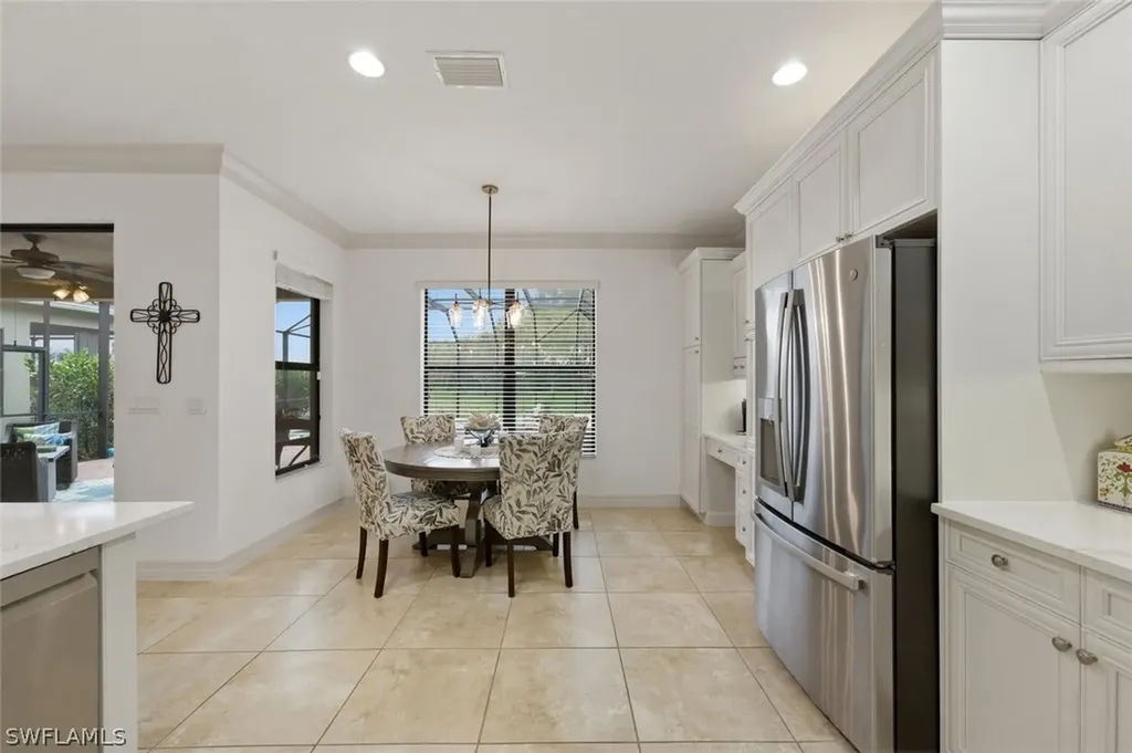 3306 Baltic Drive Naples FL 34119