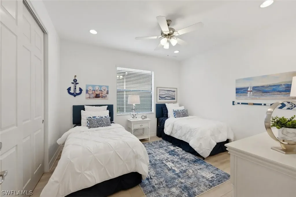 3306 Baltic Drive Naples FL 34119
