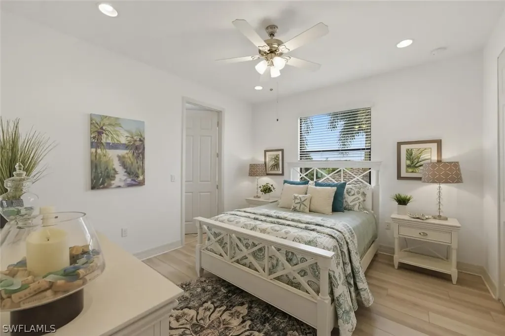 3306 Baltic Drive Naples FL 34119