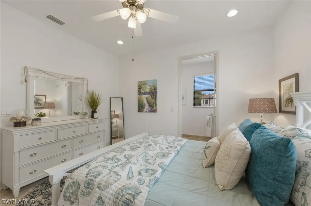 3306 Baltic Drive Naples FL 34119