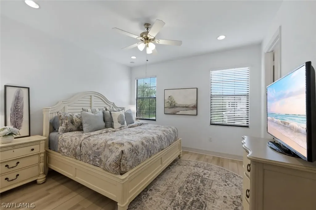 3306 Baltic Drive Naples FL 34119