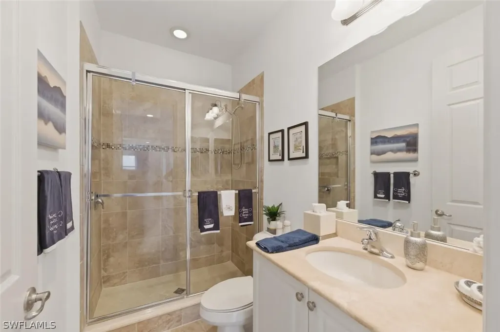 3306 Baltic Drive Naples FL 34119