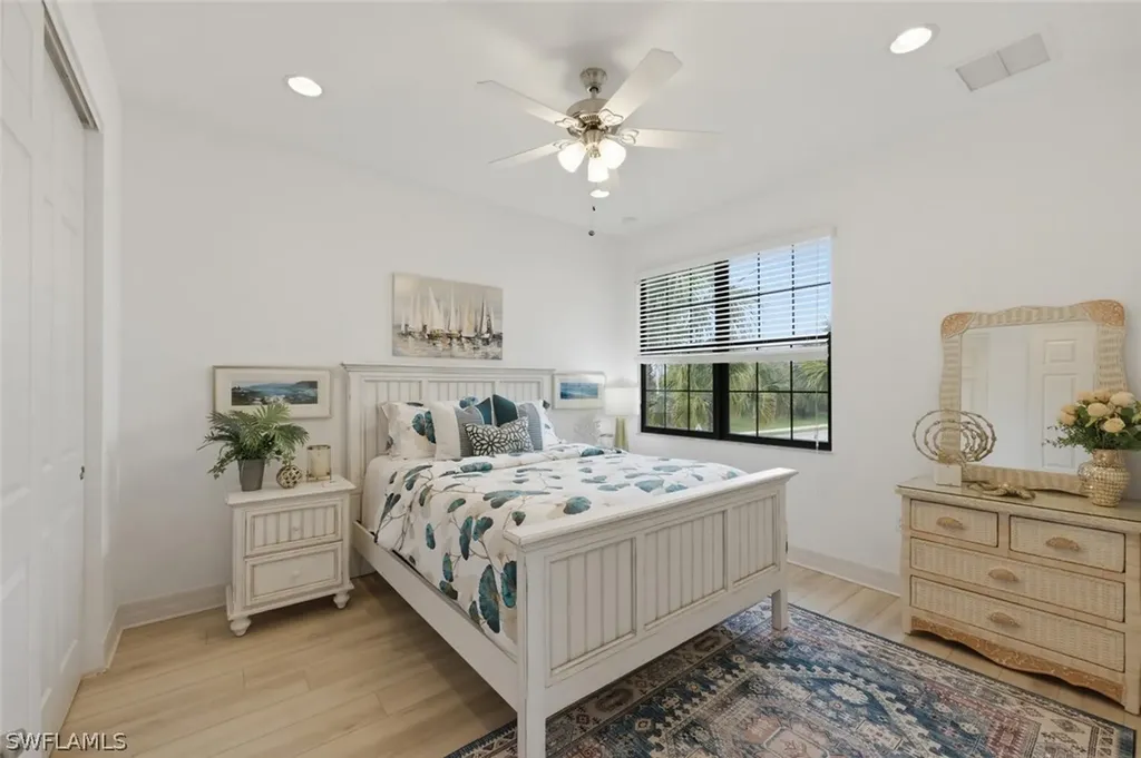 3306 Baltic Drive Naples FL 34119