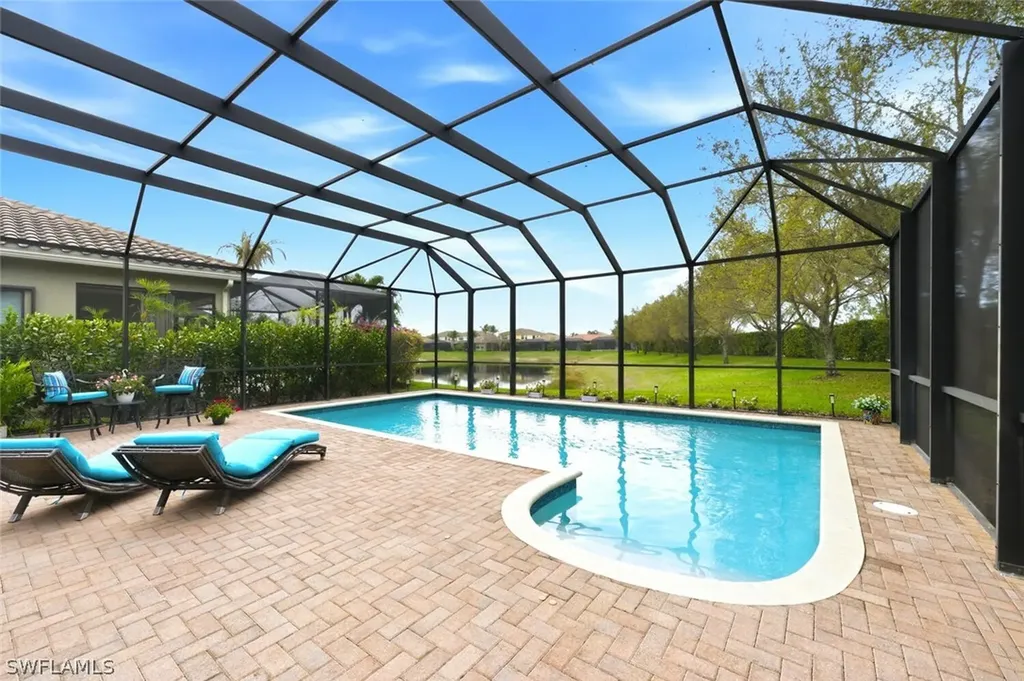 3306 Baltic Drive Naples FL 34119