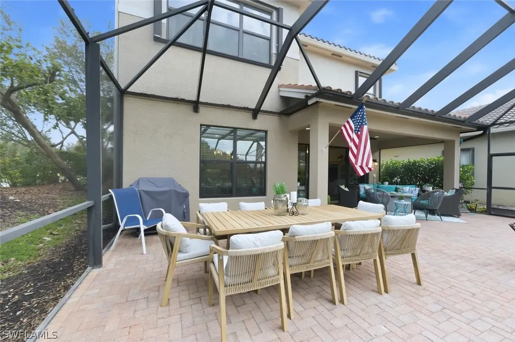 3306 Baltic Drive Naples FL 34119