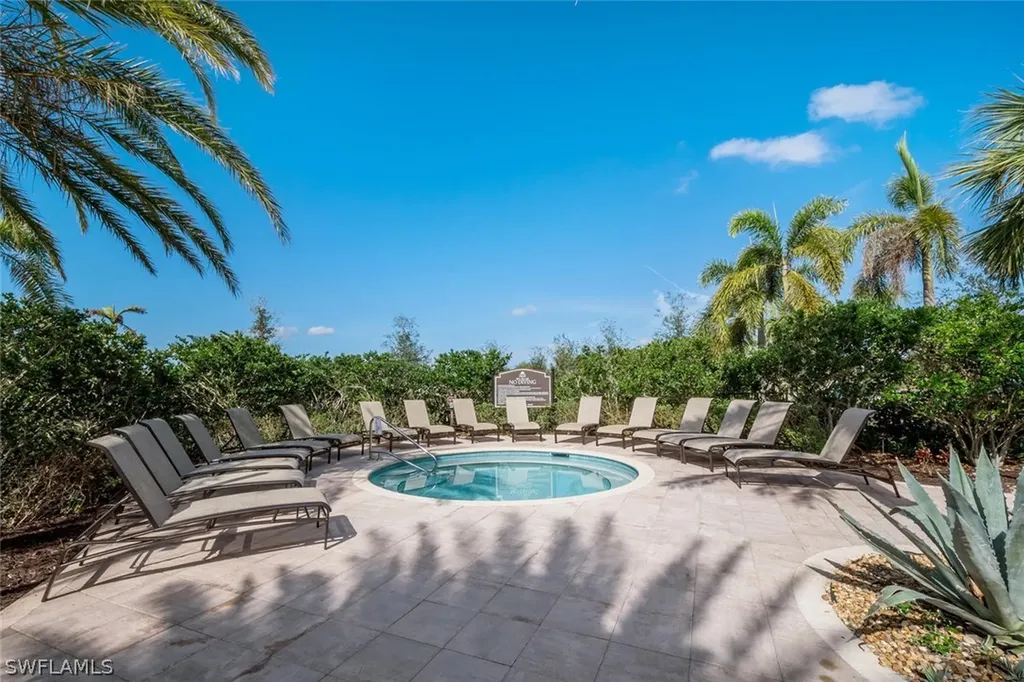 3306 Baltic Drive Naples FL 34119