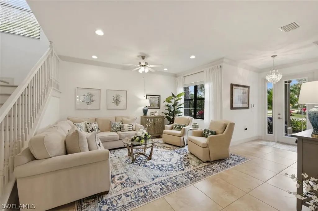 3306 Baltic Drive Naples FL 34119