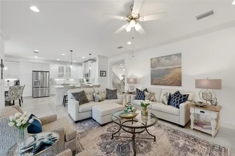 3306 Baltic Drive Naples FL 34119