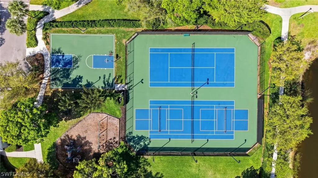 7134 Blue Juniper Court Naples FL 34109