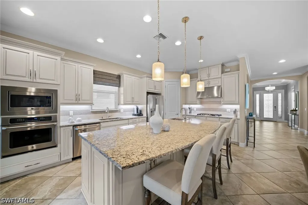 9146 Trivoli Terrace Naples FL 34119
