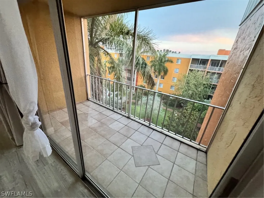 2366 E Mall Drive Fort Myers FL 33901