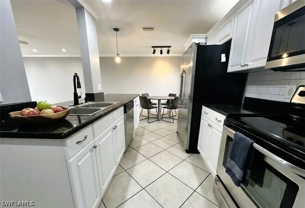 2366 E Mall Drive Fort Myers FL 33901