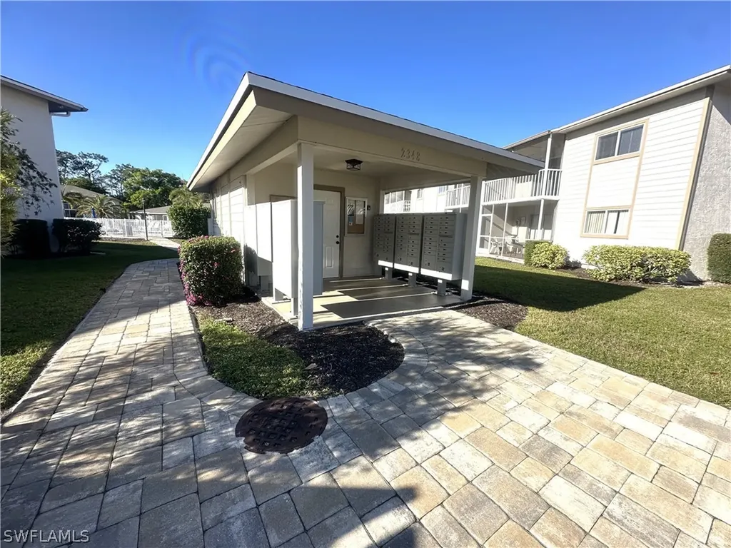 2375 Naples Trace Circle Naples FL 34109