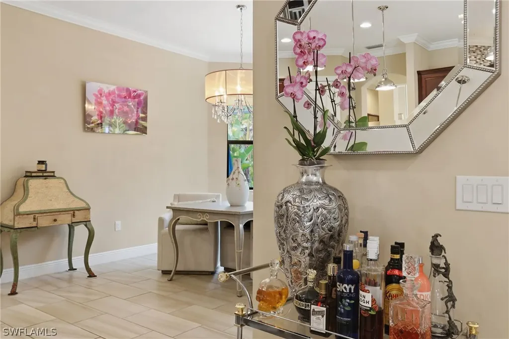 2303 Somerset Place Naples FL 34120