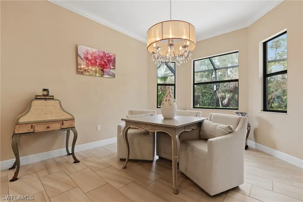 2303 Somerset Place Naples FL 34120