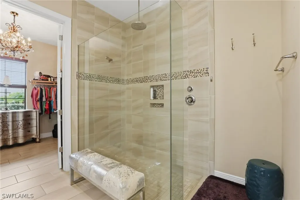 2303 Somerset Place Naples FL 34120