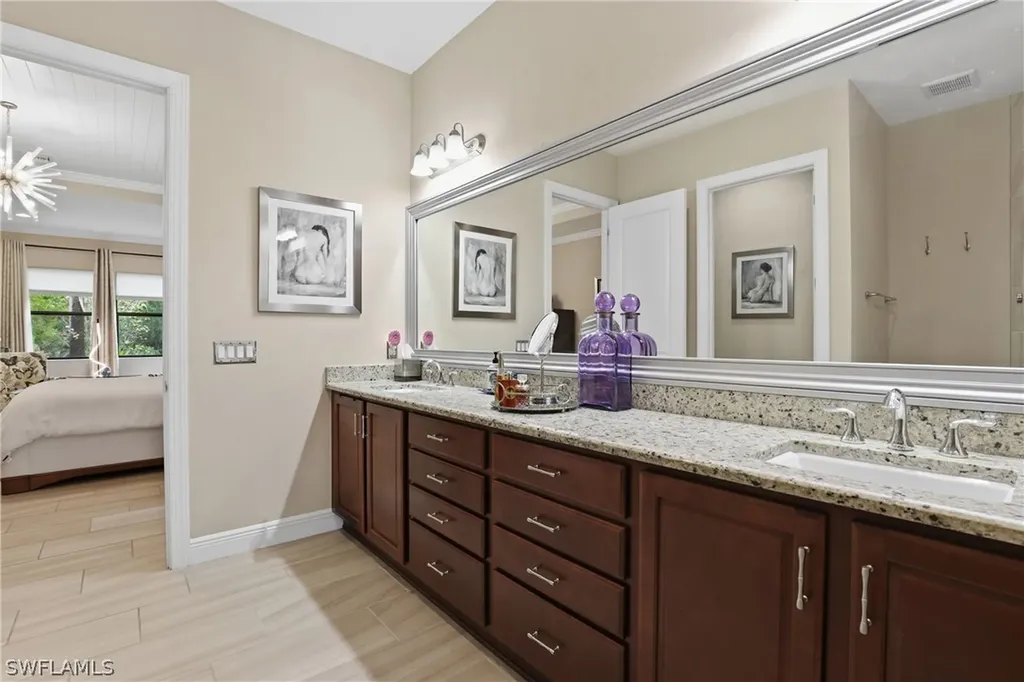 2303 Somerset Place Naples FL 34120