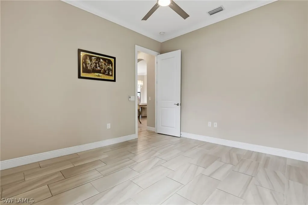 2303 Somerset Place Naples FL 34120