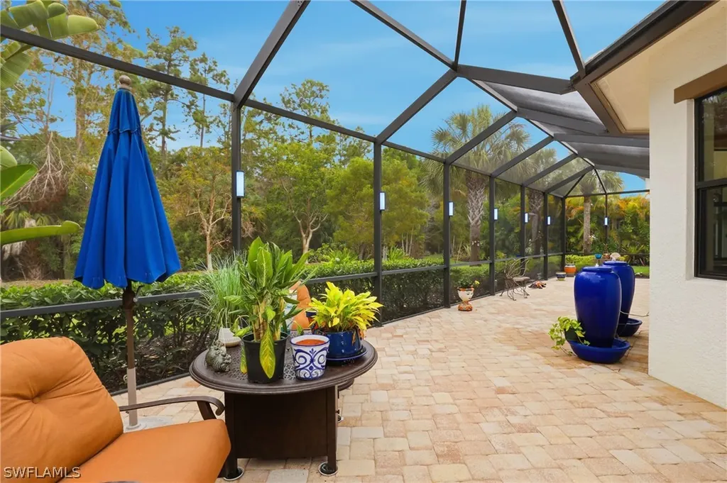2303 Somerset Place Naples FL 34120