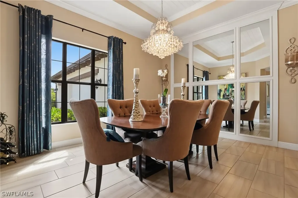 2303 Somerset Place Naples FL 34120
