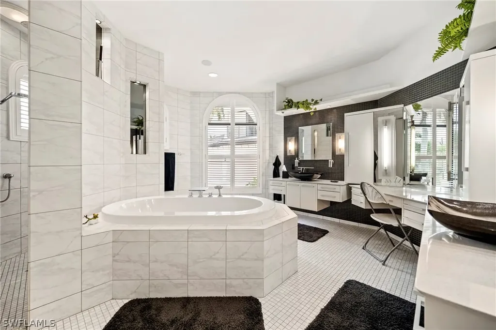 4944 Normandy Court Cape Coral FL 33904