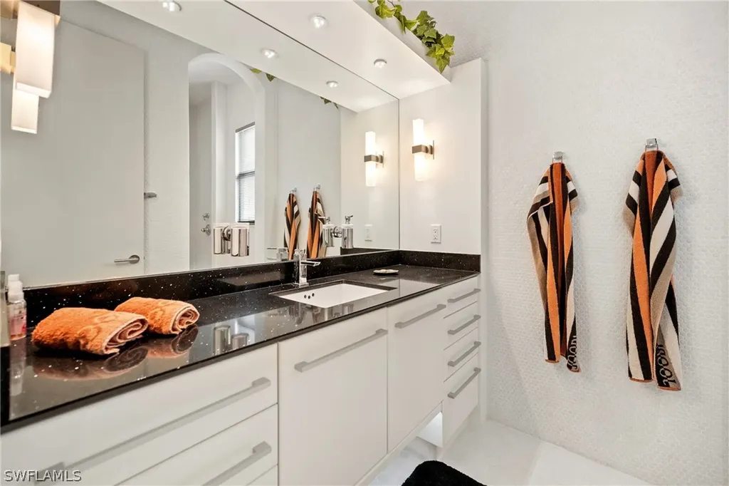 4944 Normandy Court Cape Coral FL 33904