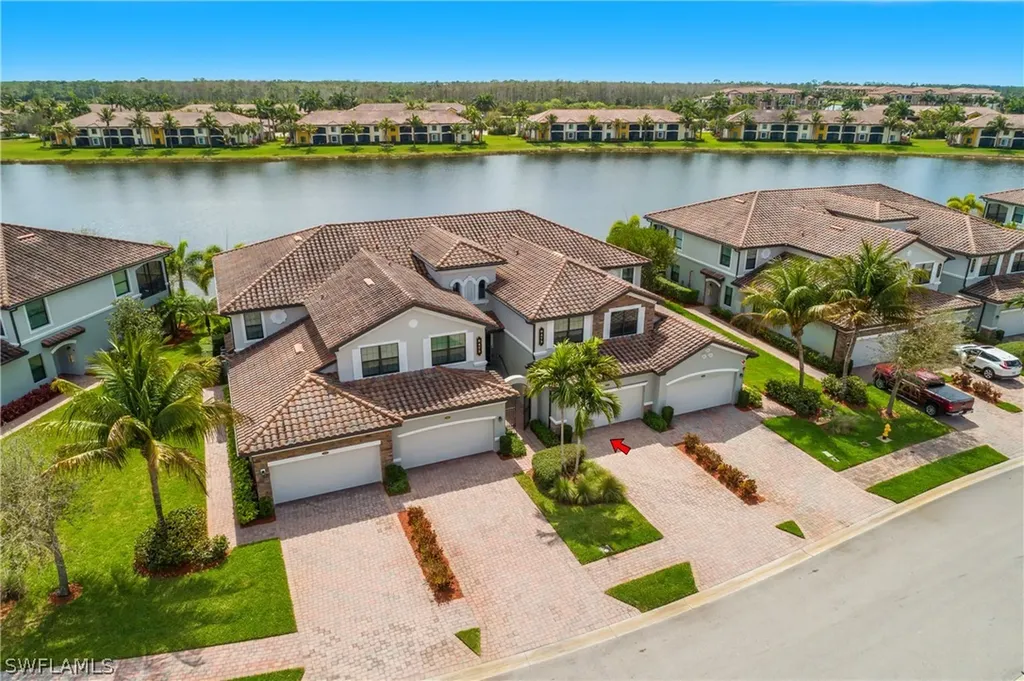 9473 Casoria Court Naples FL 34113