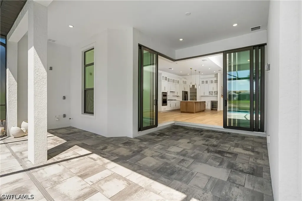 9560 Caymas Terrace Naples FL 34114