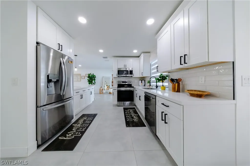 231 SE 45th Terrace Cape Coral FL 33904